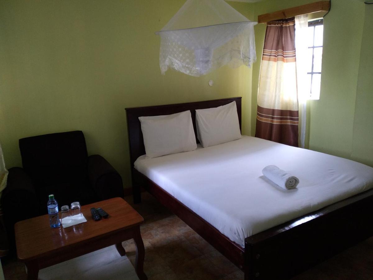 Crown Hotel Kericho ภายนอก รูปภาพ